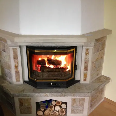 דירה In Castle Complex